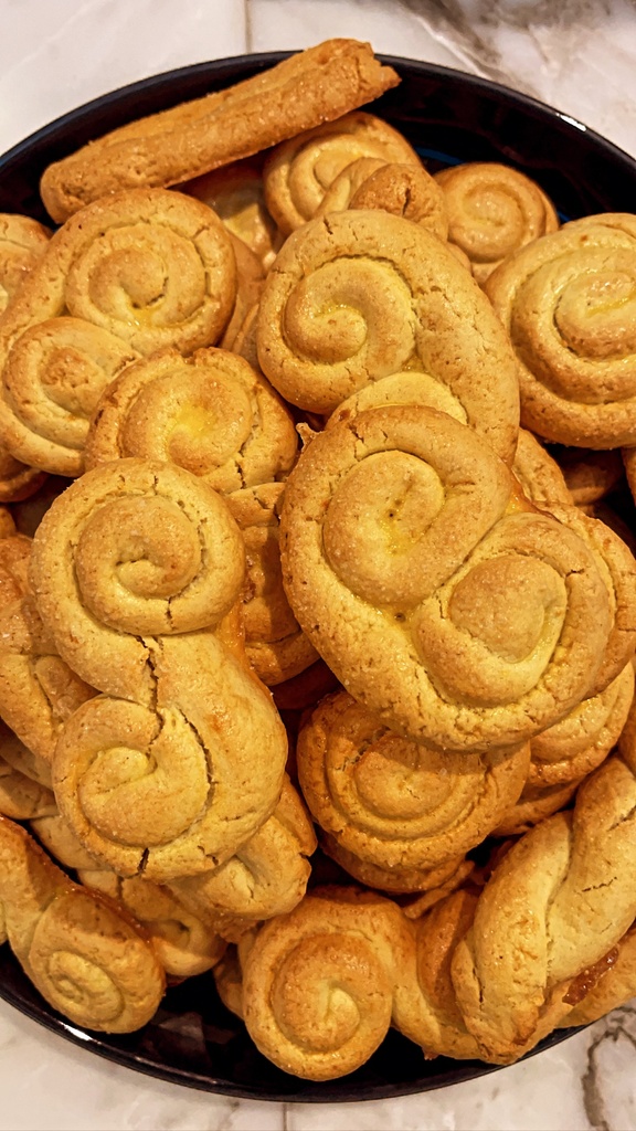 Easter Cookies (Koulourakia)