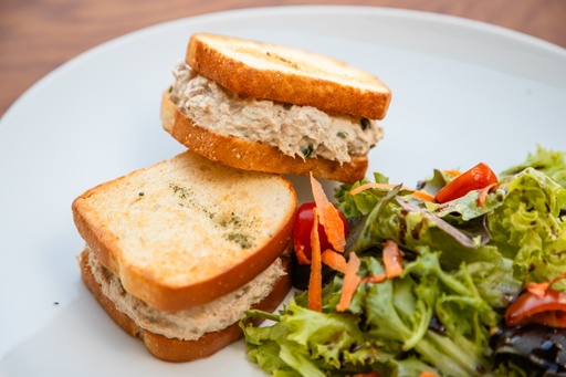 Herbed Tuna Sandwich